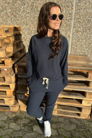 Barbara Sweatshirt GOTS | Navy | Bluse fra Basic Apparel