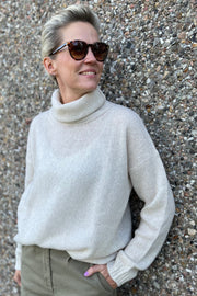 Marnie T-Neck l Caroline Rose Mel. l Strik fra Basic Apparel