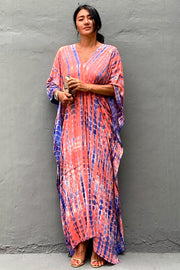 Serengeti Sun Dress | Rose | Tiedye Kaftan kjole fra Statebird